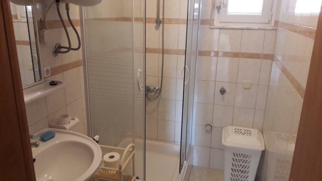 Apartment Hrgic Вир Экстерьер фото